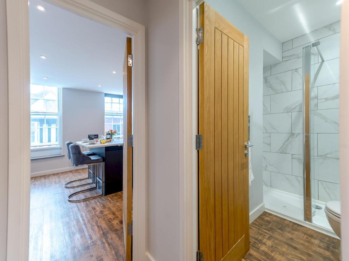 Pass The Keys 5B One Bedrom Central Modern Apartment Шрусбери Экстерьер фото